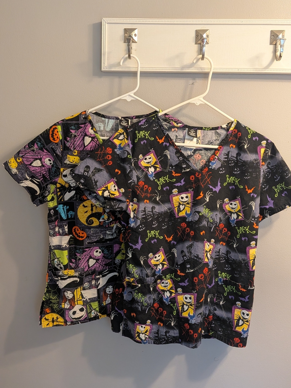 Disney The Nightmare Before Christmas Scrub Tops Bundle Small Jack Skellington - Picture 1 of 7